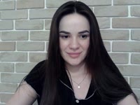I am a sweet, open and sociable girl who loves to have fun and remember it forever.