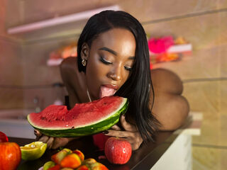 naughty camgirl masturbating with vibrator AmberVegga