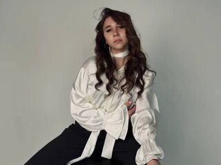 chat room webcam photo DayleJageman