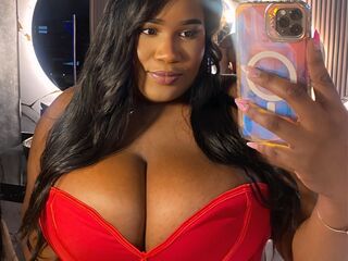 naughty cam girl masturbating with dildo EmmyCastell