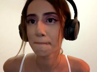 masturbating JulySapphire