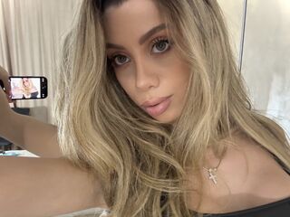 camgirl chatroom KaylaBens