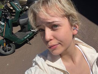 fingering girl webcam picture KeilaTouchton
