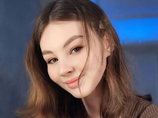 naked girl with webcam fingering LuanneGfroerer