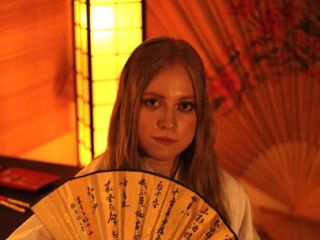 webcamgirl chat MandiKressierer