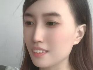webcam chatroom MengyinggYe