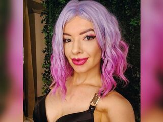 topless camgirl RaylinJoy