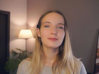 hot cam show RessieKaua