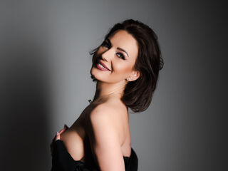 live webcam girl Selena