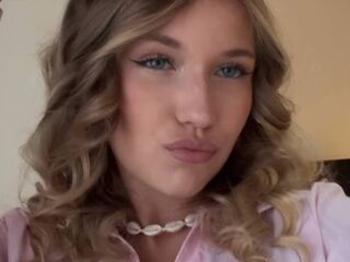 bedroom livecam ThomasineKemery