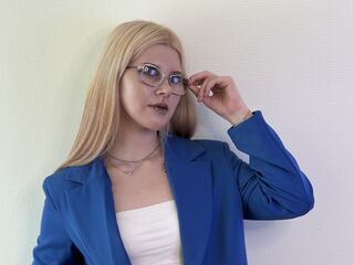cybersex chat room TommieMalkani