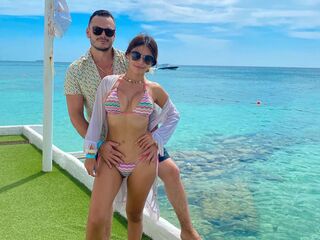 chatroom live sex LyndaAndAntony