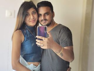 sexy cam couple SaniyaRohit