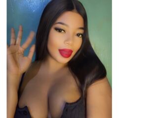 cam girl bdsm live show SarahCourt
