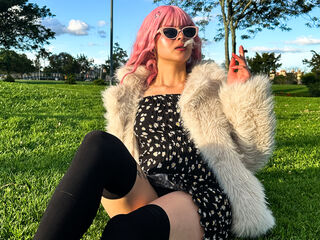 girl spanking cam SaskiaVellour