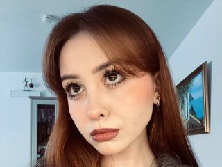 closeup webcam AdaLeleux