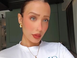 webcam girl chat room AdrianaRossetti
