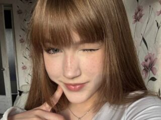 naughty camgirl fingering pussy AlberthaBack