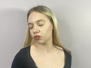 camwhore spreading pussy AlicaCafarella