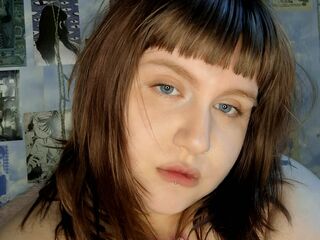 cam slut chat room AliceBunn