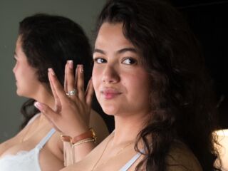 girl topless AliceMorellli