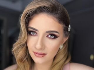 naked cam girl masturbating with dildo AliciaGreen