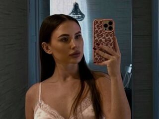 naked webcamgirl picture AlisShrine