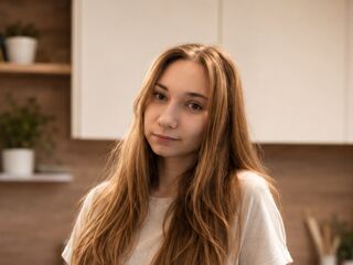 voyeur web cam AllieShewmaker