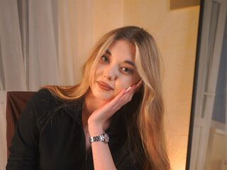 webcam girl chat room AlonaYouell