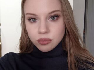 fingering girl AngelicaKelly