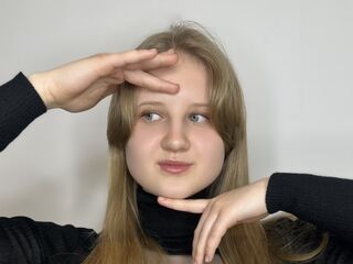 naked girl with webcam masturbating with sextoy ArmindaMerry