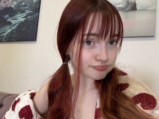 camwhore spreading pussy BritanyLast