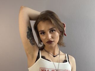 cam girl live webcam video CammiePratten