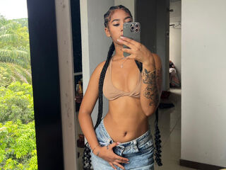 chatroom web cam CarolineCartson