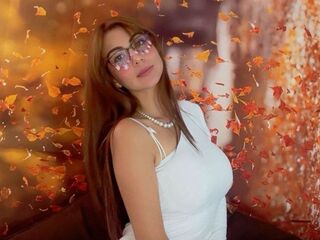 topless camgirl CatalinRodriguez