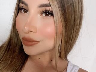 live webcam performer CelesteCantor