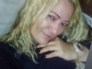 topless cam girl ClauWhite