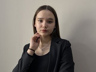 naked cam girl fingering pussy CletaBooth