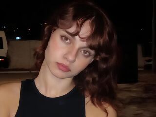 sexy webcamgirl picture CollinsSpear