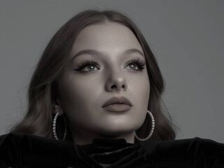 sexy webcam girl CreolaScheidler