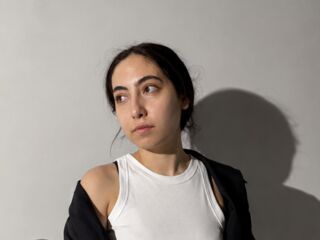 cam girl masturbating with sextoy DebbraGacia
