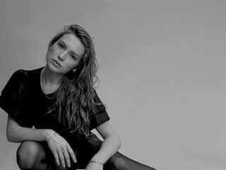 nude webcam girl photo DianaBum