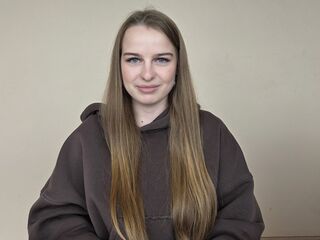 naked cam girl DonetteSally