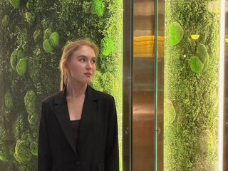 naked cam live EdaNoreikaite