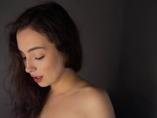naughty cam girl masturbating ElaraEden