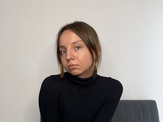 sexy live webcam girl EleonoraSzabo
