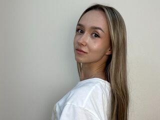 nude webcam girl ErlineClutter