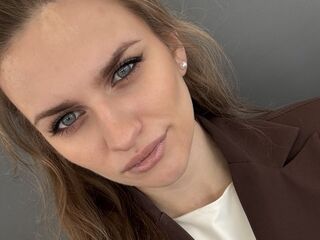 camgirl chat room GabrielleNoneman