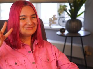 naked cam girl gallery JameYerian