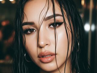 camslut fingering shaved pussy JasminPol